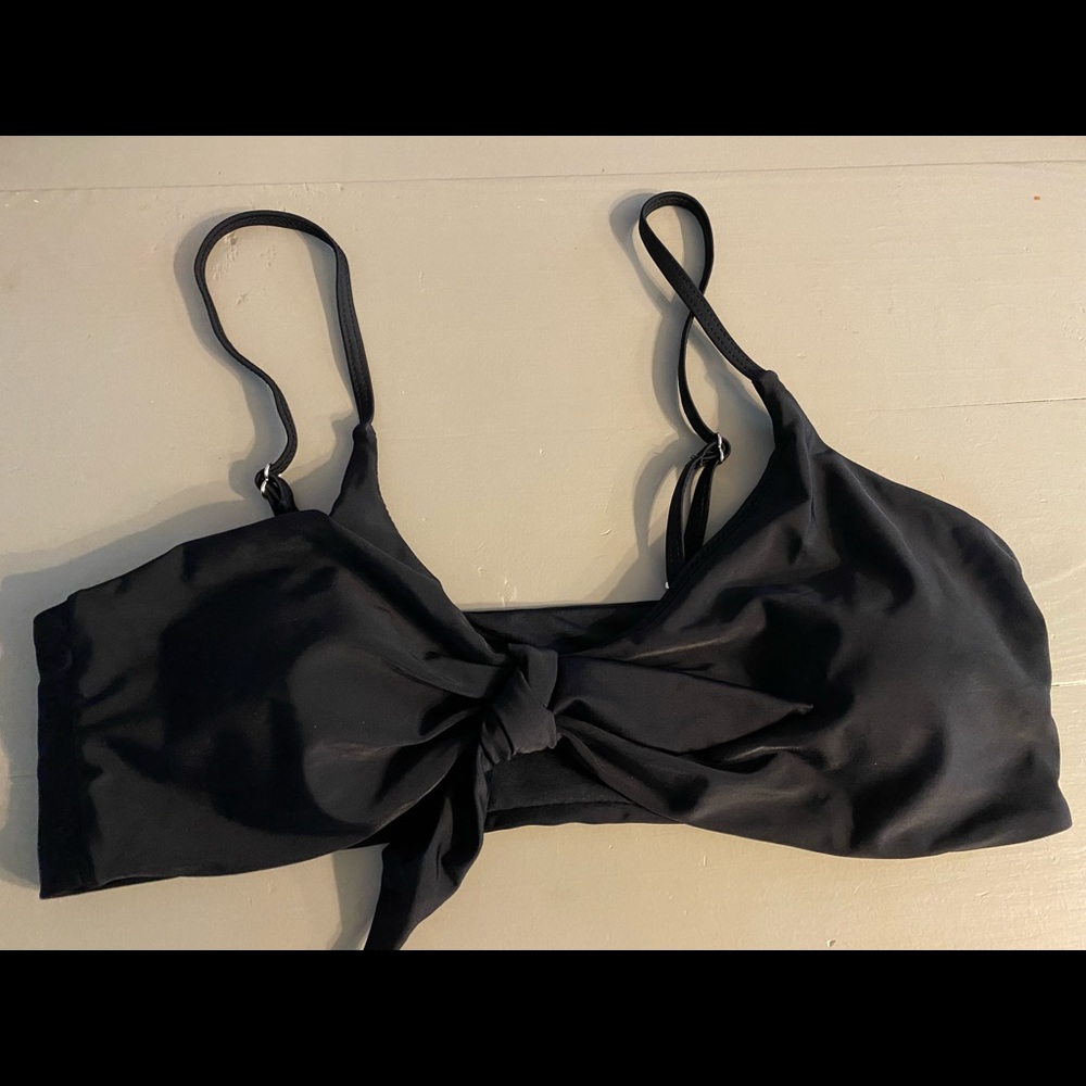 Blooming Jelly tie detail bikini top, new with tags!